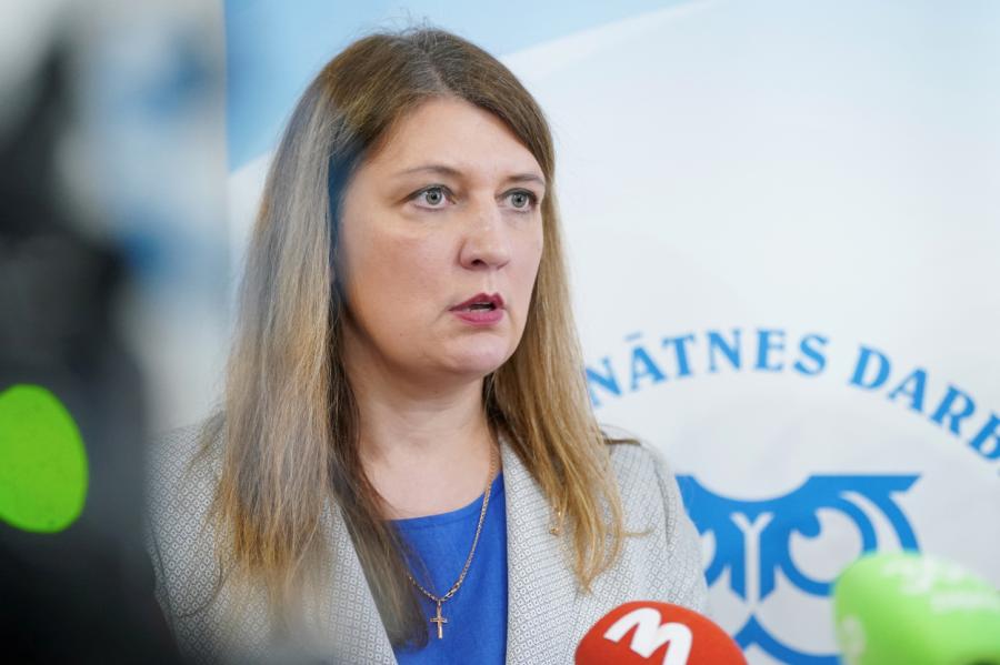 Vanaga pērn par darbu arodbiedrībā saņēmusi 44 000 eiro