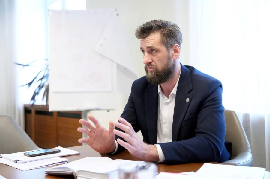 Kravu nav, bet alga ir: Сik pērn nopelnījis «Latvijas Dzelzceļa» vadītājs
