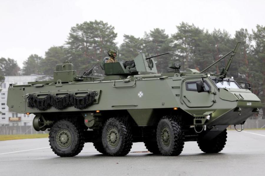 Latvija Ukrainai nogādās "Patria" bruņutransportierus