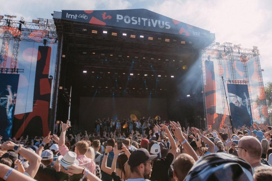 Lucavsalā uzstāsies pasaules mūzikas zvaigznes (+VIDEO)