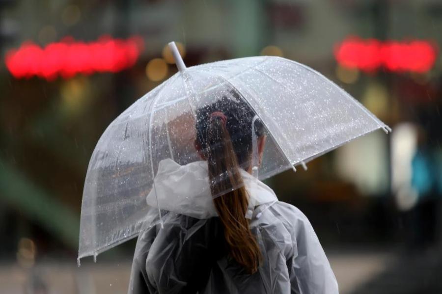 Trešdien Latvijā gaidāms stiprs lietus un negaiss