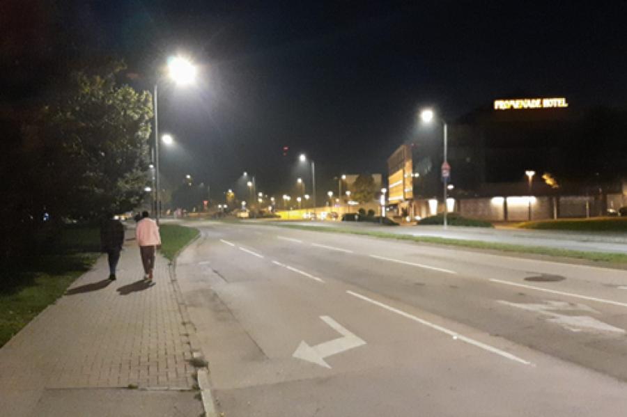 Liepājā mainīti ap 500 ielu gaismekļu (+VIDEO)