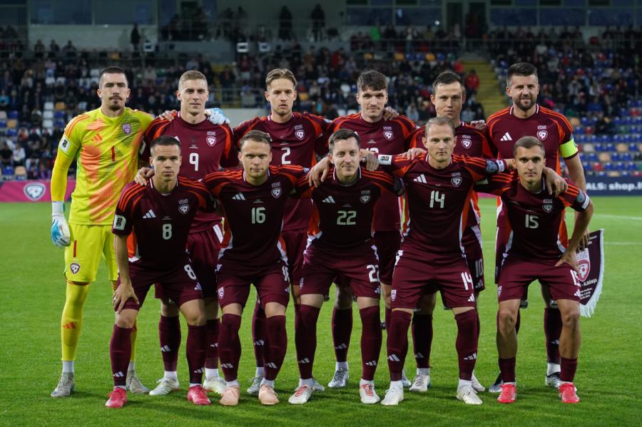 Latvijas futbola izlase FIFA rangā pakāpjas uz 137.vietu