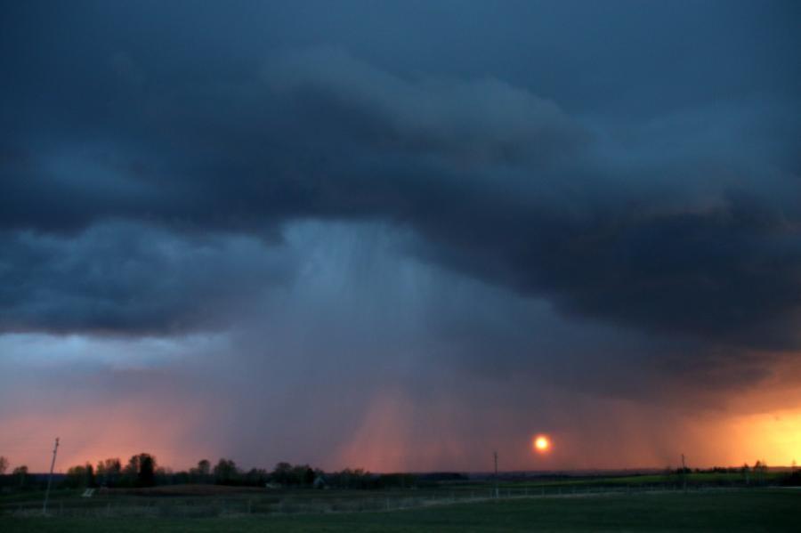 Ceturtdien stiprākie nokrišņi gaidāmi Ziemeļvidzemē
