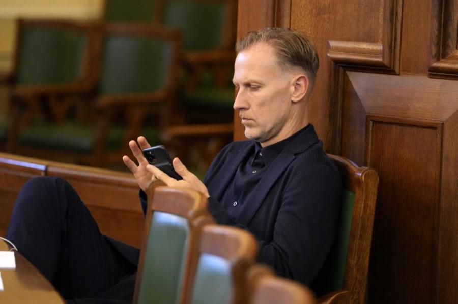 Gobzema krimināllietu par izspiešanu un neslavas celšanu sāks iztiesāt rudenī