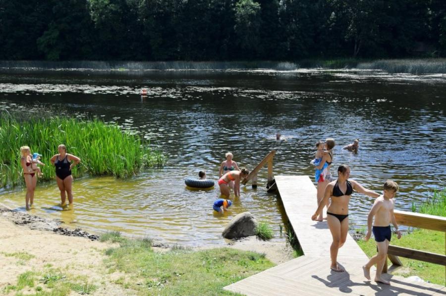 Vai Kuldīgā peldēties ir bīstami: speciālisti dalās viedokļos