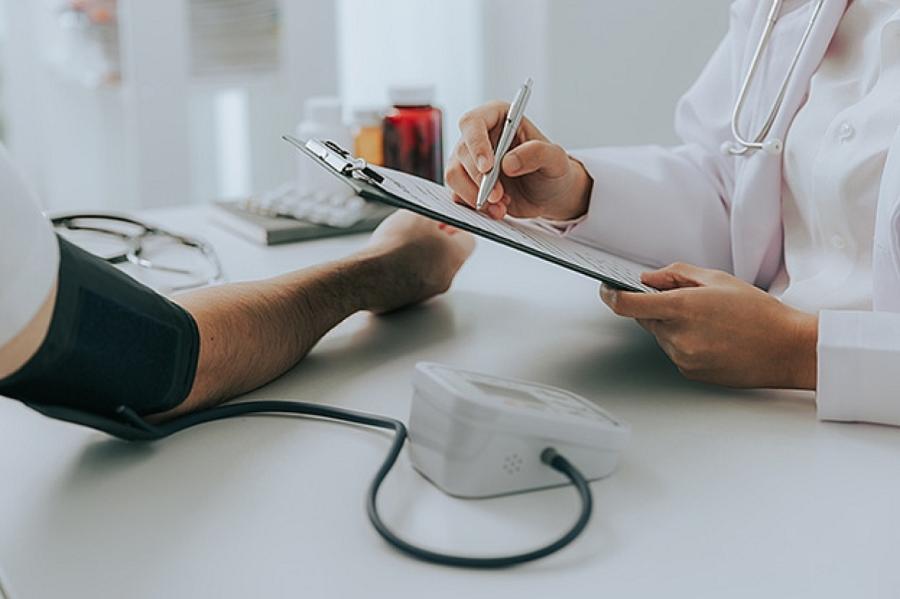 Par asinsspiediena noslēpumiem mediķi stāsta Latvijas iedzīvotājiem (+VIDEO)