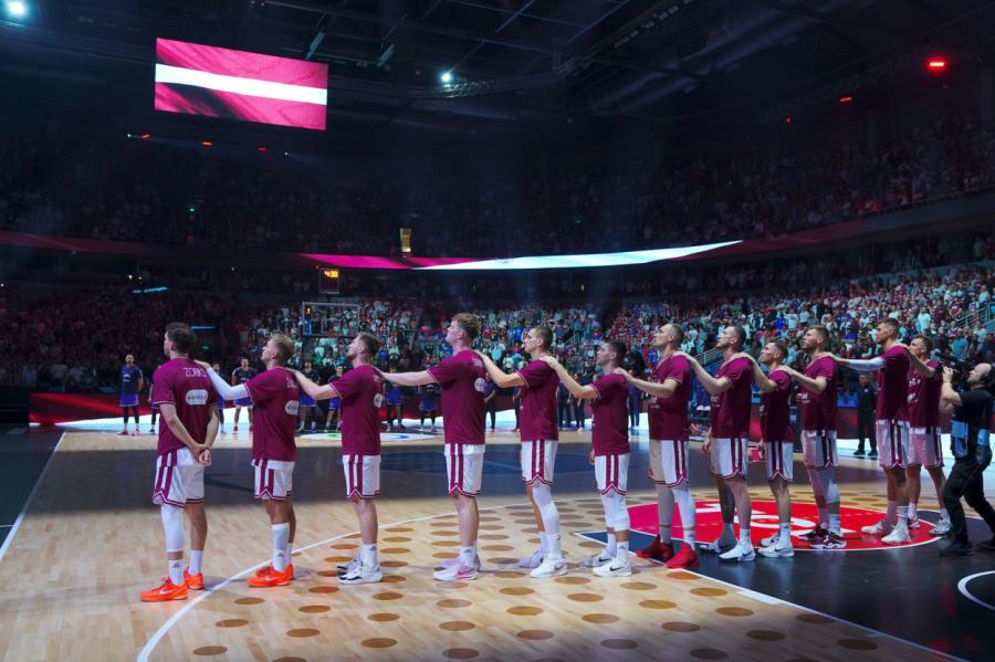 Latvijas basketbolisti grupu turnīra pirmspēdējā mačā Rīgā cīnās ar Portugāli