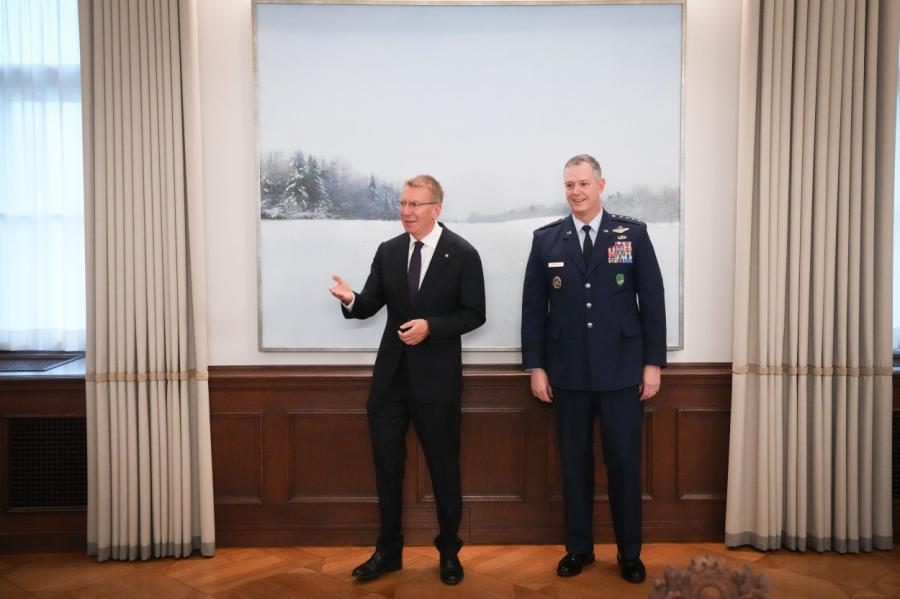 Rinkēvičs: NATO jāpaātrina Baltijas gaisa telpas aizsardzības misijas izveide