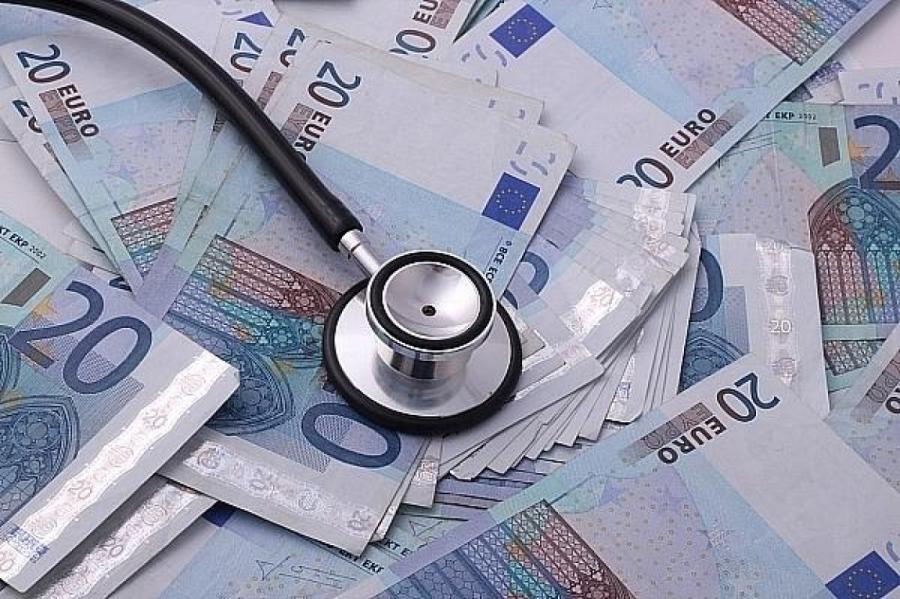 Mediķi pieprasa trīs dienu laikā lemt par papildu līdzekļiem nozarei