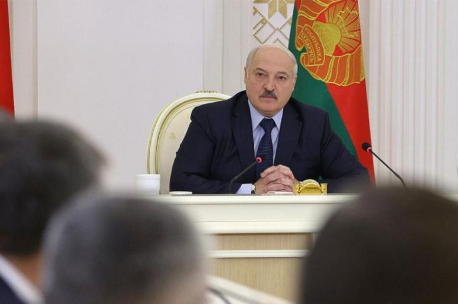 Baltkrievijā apžēloti vēl vairāki politieslodzītie