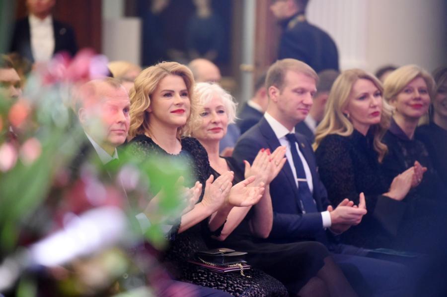 Uzlabojušies Siliņas valdības ministru reitingi