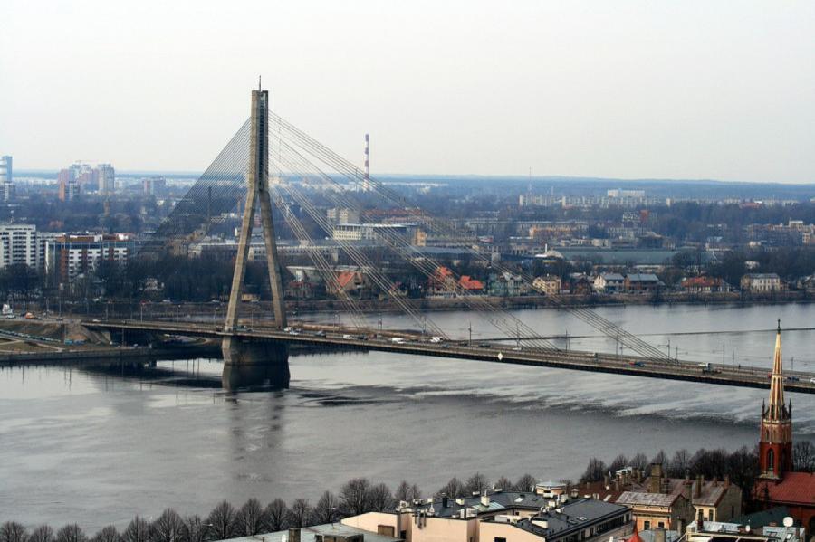 Vanšu tilta pārbūvi piedāvā veikt par aptuveni 70 miljoniem eiro